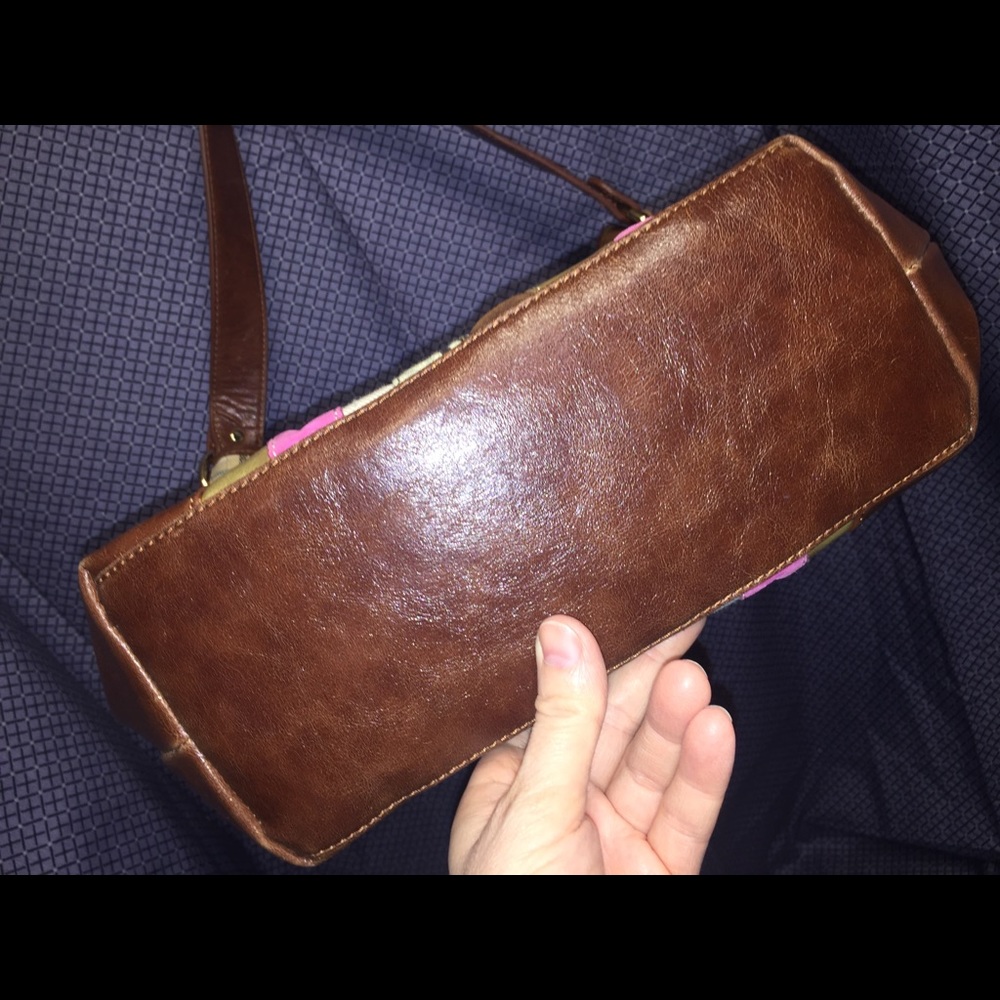 Liz Claiborne’s Patchwork Tote; Faux Leather Trim - Picture 5 of 8